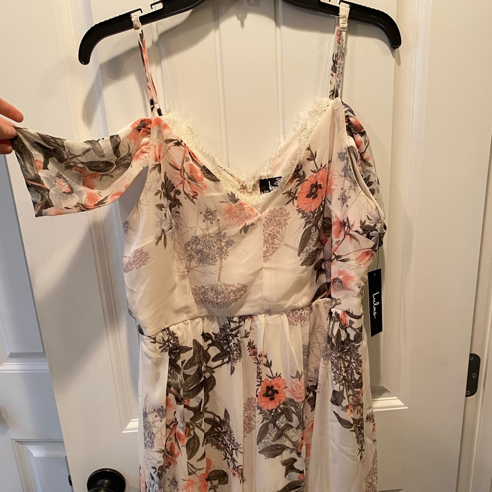 Lulu’s Verona Cream off the shoulder lace dress - Picture 4 of 5